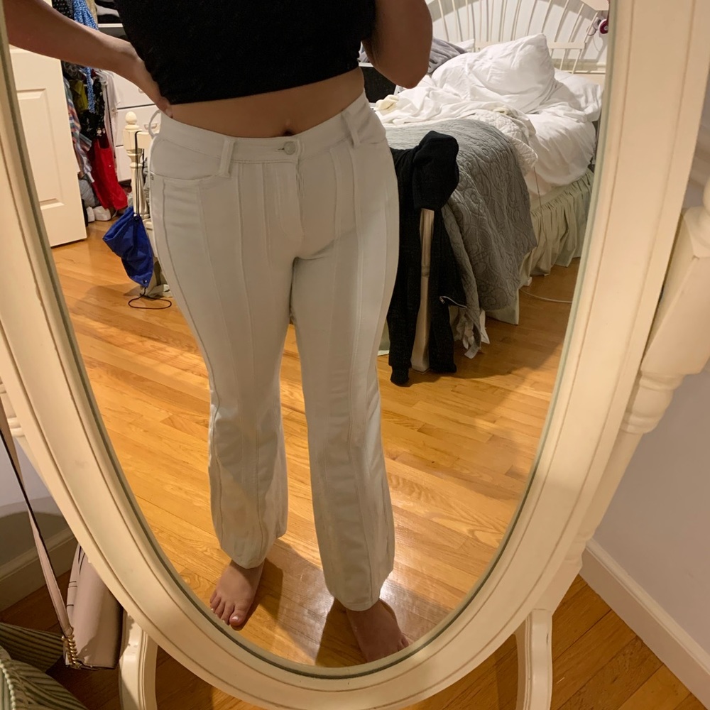 FREE PEOPLE WHITE JEANS